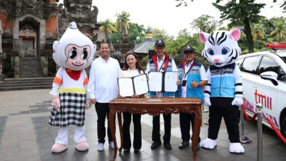 Salurkan Ambulans Listrik, Jasaraharja Putera Kontribusi Fasilitas Keselamatan di TMII Saat Libur Lebaran