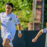 Akui Sulit Ikuti Jejak Sang Paman di Panggung Eropa, Keponakan Van Bronckhorst Tertarik Bela Timnas Indonesia