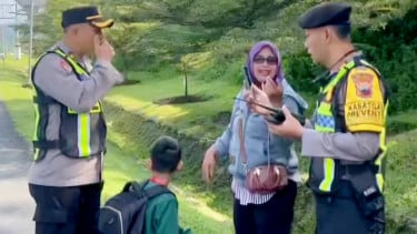 Salah Rute Perjalanan, Keluarga Pemudik Kebingungan Turun dari Bus di Ruas Tol Semarang-Solo