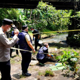 Mayat Bayi Dalam Kaleng Roti, Ditemukan Warga di Sungai Jetis Kabupaten Semarang