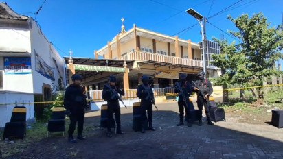 Horor Ledakan di Masjid Jember Saat Sholat Tarawih, Tim Penjinak Bom Diterjunkan
