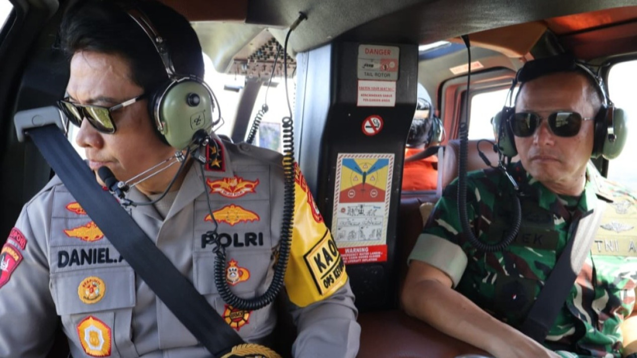 Pantauan Udara Ungkap Antrean Pemudik di Gilimanuk Masih Panjang
            - galeri foto