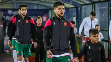 Mengenal Hristiyan Petrov, Bek Bulgaria yang Bikin Miliano Jonathans Cedera Jelang FIFA Series 2026