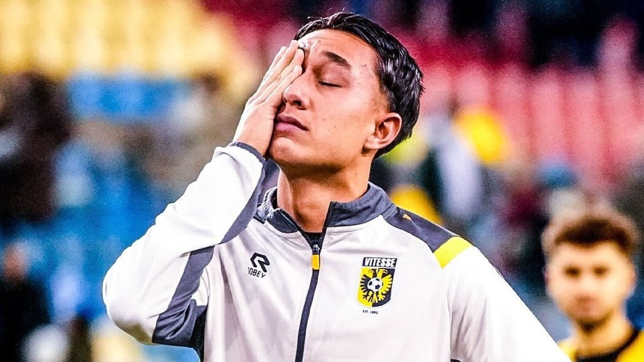 Sudah Ada di Indonesia, Pemain Rp10 Miliar Ini Bisa Gabung Timnas Indonesia untuk Gantikan Miliano Jonathans
            - galeri foto