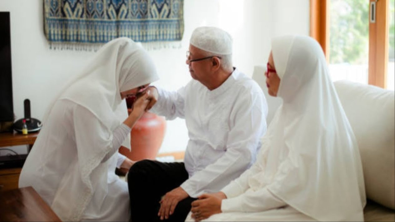 Teks Khutbah Idul Fitri 2026: Berkahnya Kebersamaan dan Kumpul Keluarga
            - galeri foto