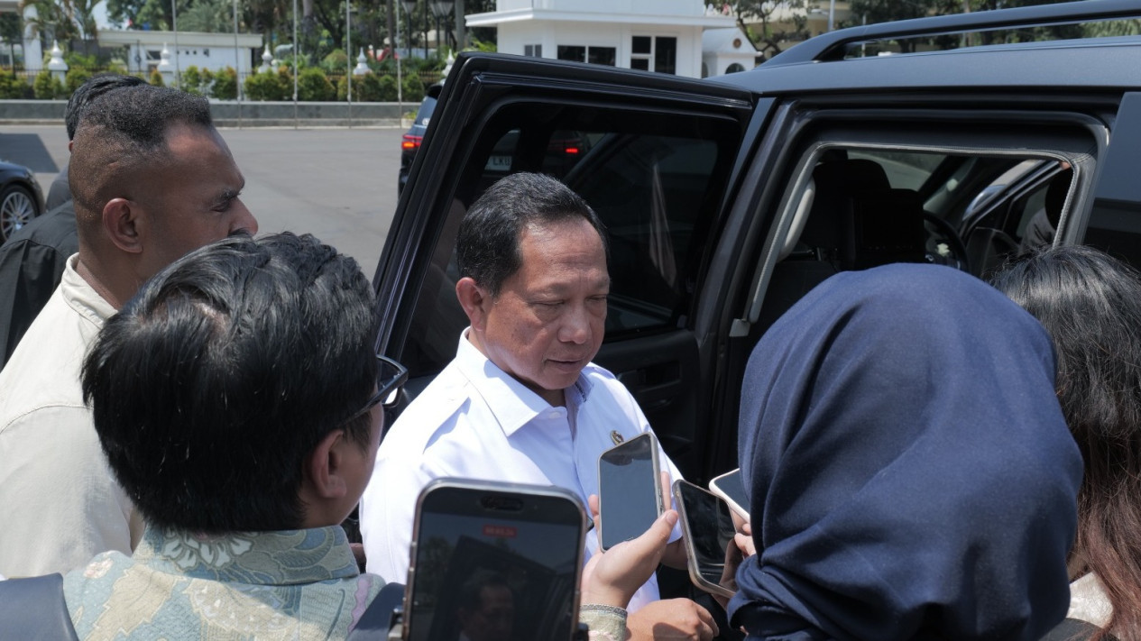 Kawal Pemulihan Lahan Pertanian hingga Tambak yang Rusak Akibat Bencana, Tito Pastikan akan Dikebut setelah Lebaran
            - galeri foto