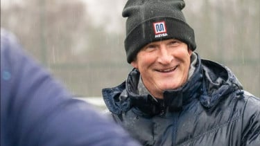 Media Inggris Bongkar Fakta Simon Grayson ke Timnas Indonesia, Jadi Senjata Baru John Herdman di FIFA Series 2026!