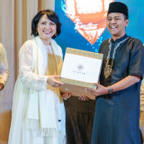 Momen Ramadan, JHL Group Bagikan Ribuan Bingkisan ke Anak Yatim