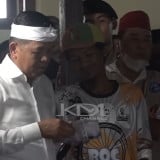 Tukang Becak Tanpa Tanah Dapat Rp40 Juta, KDM: Besok Jangan Narik, Cari Tanah Dulu