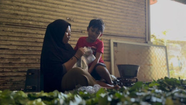 Setiap Perjuangan Layak Ditemani: Perjalanan Ibu Wulan Bangkit dari Titik Terendah hingga Memiliki Rumah Sendiri