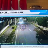 Detik-detik Pelaku Siram Air Keras ke Aktivis KontraS Terekam CCTV, Ikuti dari Kantor YLBHI dan Sempat Ganti Baju