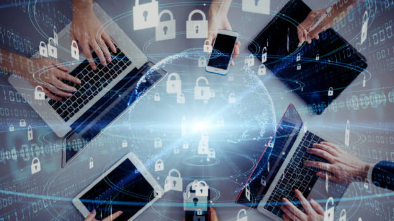 Mudik Lebaran 2026 Lebih Aman: Ini Peran Penting di Balik Transportasi, Internet Lewat Sistem Pengawasan Fasilitas Mudik 2026
            - galeri foto