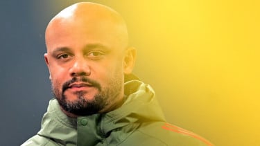 Rekor Baru di Depan Mata! Kiper 16 Tahun Bayern Siap Ukir Sejarah di Liga Champions