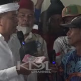 Dedi Mulyadi Kagum Tukang Becak Sepuh Nabung di Jok, Langsung Disawer Uang Segepok: Buat Nembok Rumah
