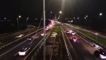 H-3 Lebaran: Volume Kendaraan di Tol Cipali Meledak 80 Persen, Tembus 108 Ribu Kendaraan