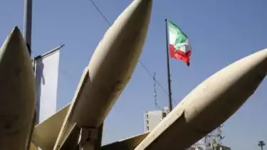 Semakin Memanas, Iran Bombardir Pangkalan Militer Inggris di Samudera Hindia