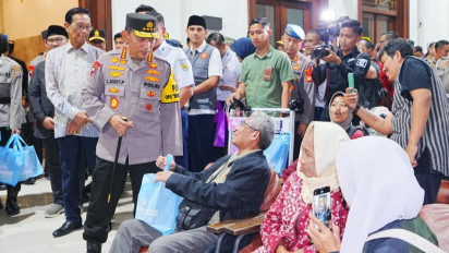 Tinjau Stasiun Tugu DIY, Kapolri Pastikan Puncak Arus Mudik Berjalan Aman