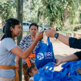 Peringati Hari Raya Nyepi 2026, BRI Peduli Salurkan CSR 2.000 Paket Sembako bagi Warga Desa Angseri dan Desa Sarimekar di Bali