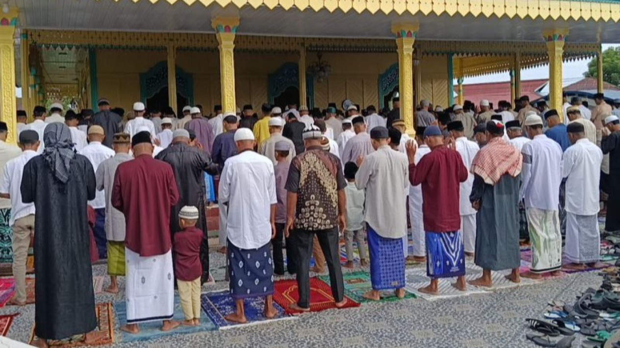 Warga Negeri Hila Maluku Tengah Rayakan Lebaran Hari Ini
            - galeri foto