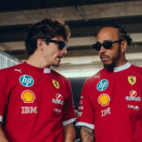 Lihat Lewis Hamilton dan Charles Leclerc Bertarung di F1 GP China 2026, Bos Ferrari Malah Sebut Hal Itu Bagus untuk...