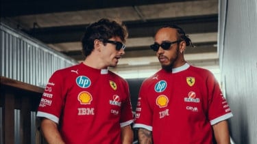 Lihat Lewis Hamilton dan Charles Leclerc Bertarung di F1 GP China 2026, Bos Ferrari Malah Sebut Hal Itu Bagus untuk...