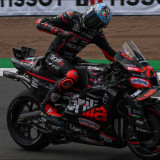 Aprilia Penuhi Permintaan Aneh dari Marco Bezzecchi Setelah Sukses Memenangkan Race Pembuka MotoGP 2026 di Thailand