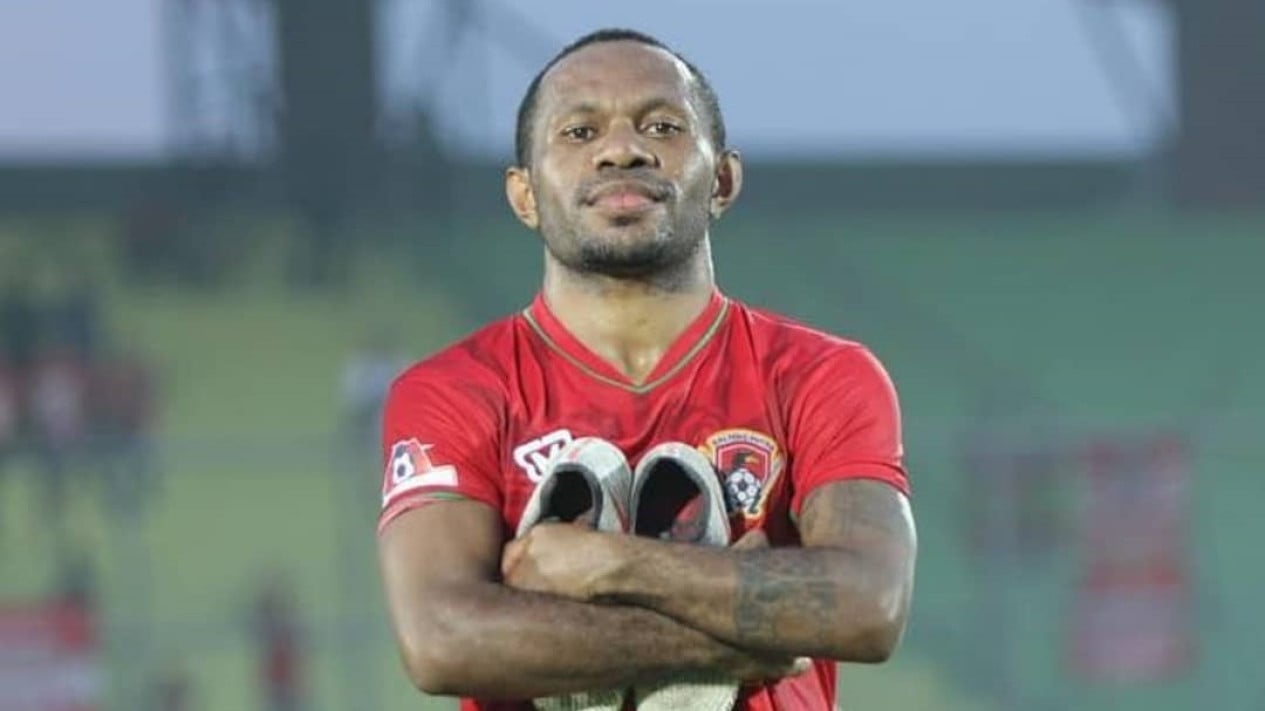Masih Ingat Yohanes Pahabol? Eks Wonderkid Timnas Indonesia yang Tolak Main di Liga Spanyol, Kini Tetap Bersinar di Usia 34 Tahun
            - galeri foto