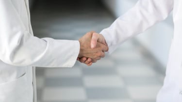 Ucapan Selamat Idul Fitri Sesuai Sunnah Versi Ustaz Adi Hidayat, Taqabbalallahu Minna wa Minkum atau Minal Aidin Wal Faizin?