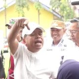 KDM Marah Bukan Main Bubarkan Warga Penyapu Koin yang Bandel Minta-minta di Sepanjang Jalur Indramayu-Subang