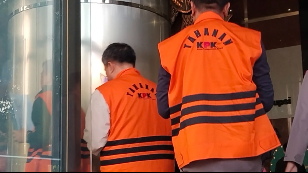 Khusus di Lebaran, Keluarga dan Kerabat Tahanan KPK Dapat Bertemu Selama Tiga Jam
            - galeri foto