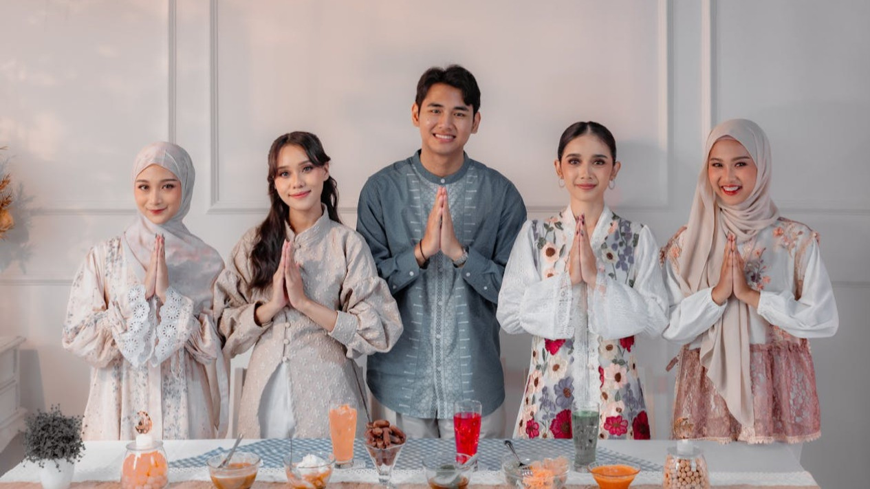 Cara Elegan Menjawab Pertanyaan 'Kapan Nikah?' saat Lebaran Idul Fitri Tanpa Bikin Canggung
            - galeri foto