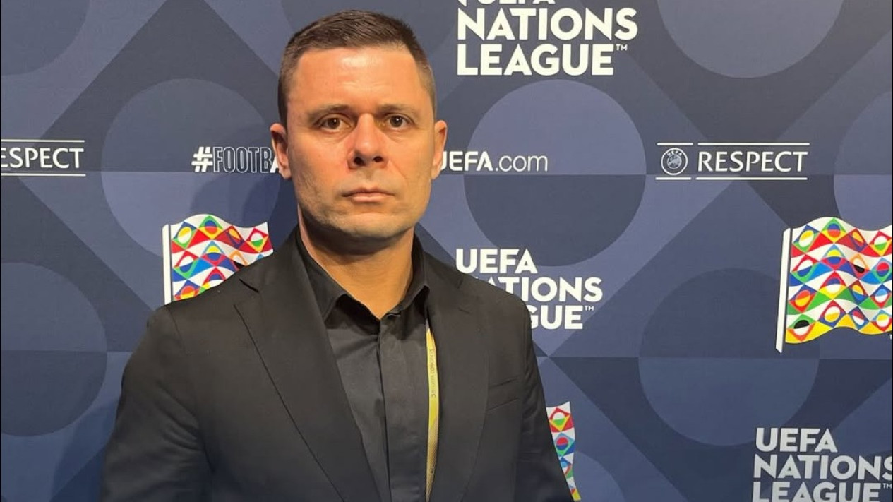 Belum Sempat Bertemu Timnas Indonesia, Bulgaria Kini Disibukkan dengan Isu Pemecatan Pelatih Jelang Bertolak ke Jakarta
            - galeri foto