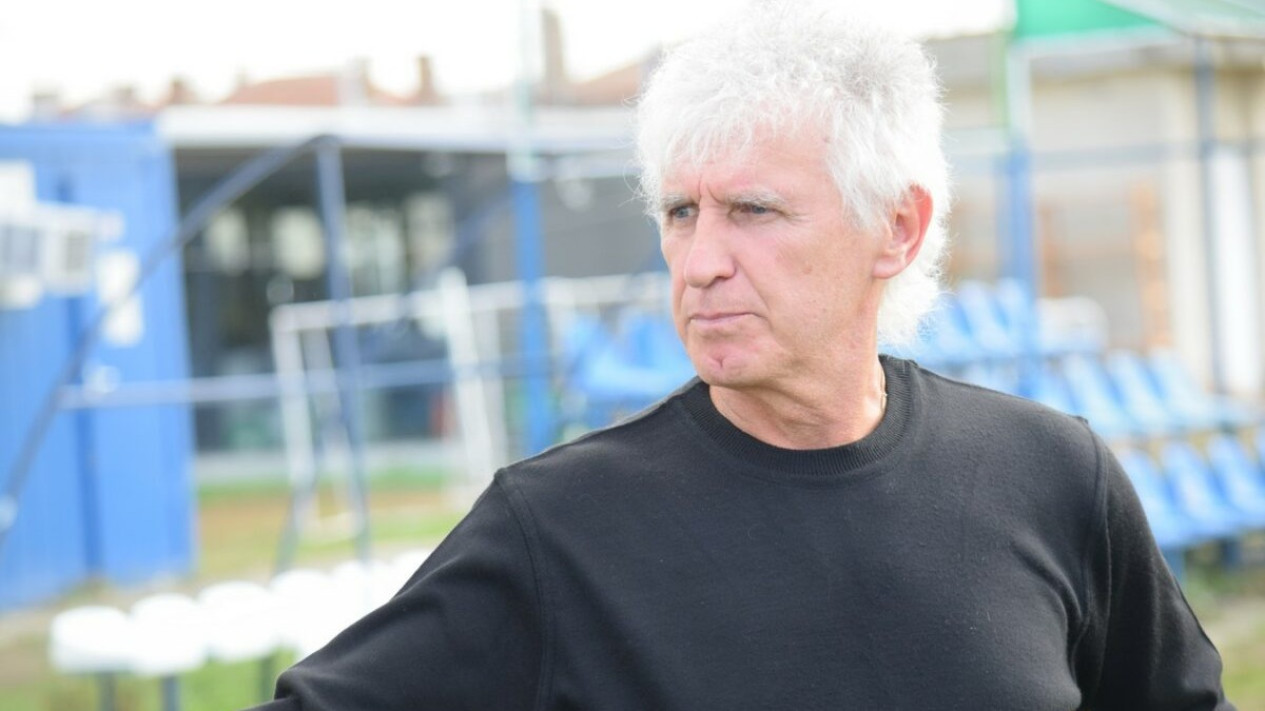 Ivan Kolev Tiba-tiba Nostalgia tentang Timnas Indonesia, Singgung Atmosfer Stadion hingga Pemain Naturalisasi
            - galeri foto