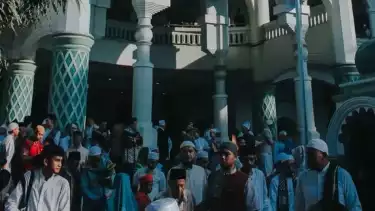 Memangnya Harus Lewat Jalan Berbeda saat Pulang Shalat Idul Fitri? Kata Ustaz Adi Hidayat Berkaitan Sunnah