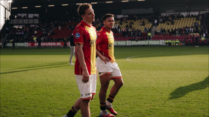 Pastikan Izin Kerja Dean James Sah, Media Lokal Sebut Bek Naturalisasi Timnas Indonesia Tetap Pegang Paspor Belanda