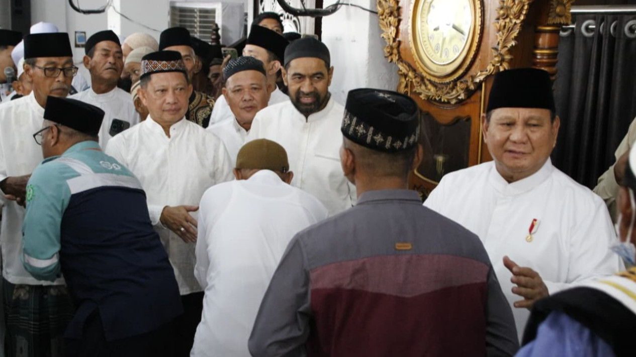 Kasatgas PRR Tito Karnavian Tegaskan Rehabilitasi Pascabencana Tetap Prioritas, Kehadiran Presiden Jadi Bukti
            - galeri foto