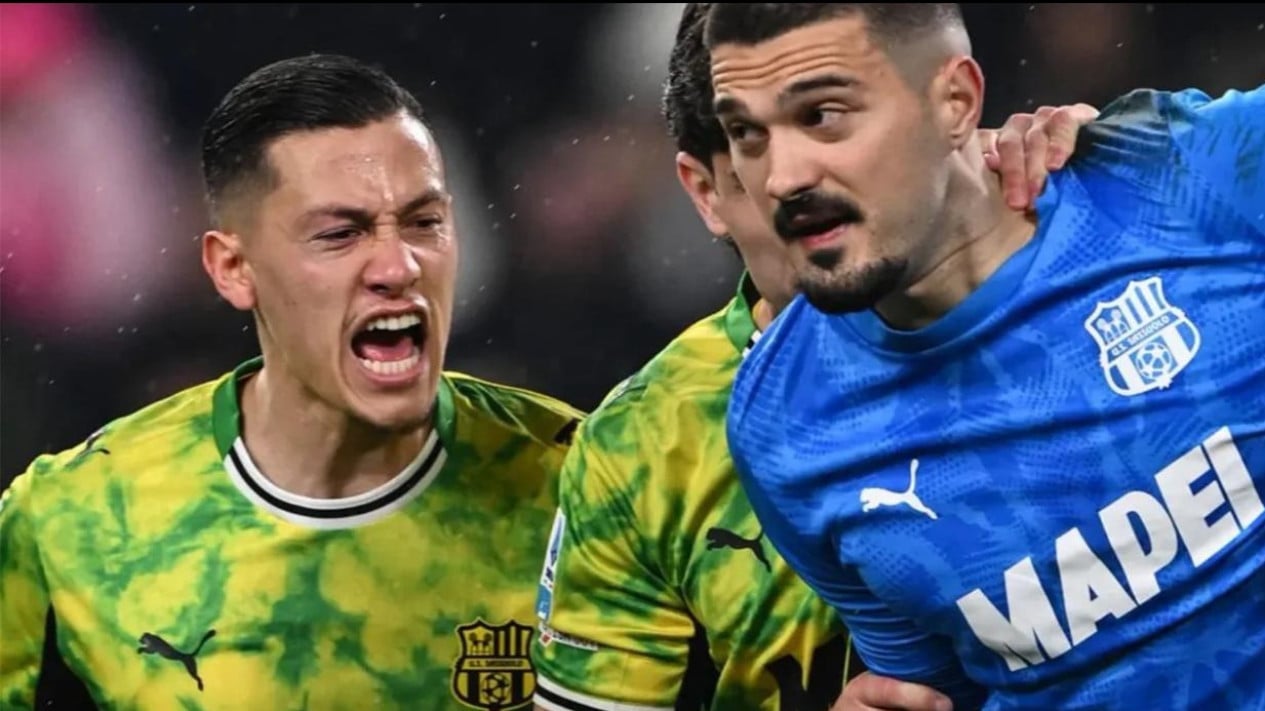 Media Italia Tercengang Bukan Main dengan Jay Idzes, Bisa-bisanya Bek Timnas Indonesia Itu Bikin Juventus Gagal Menang
            - galeri foto