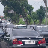 Arus Balik Lebaran 2026, Simpang Mengkreng Jombang Macet Parah hingga 4 Km