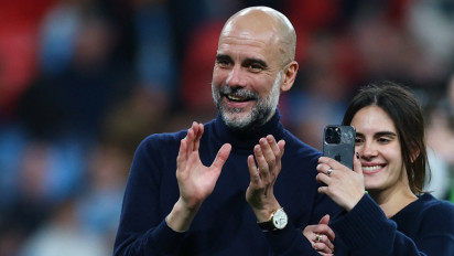 Rengkuh Trofi ke-19 Bersama Manchester City, Pep Guardiola Buktikan Dirinya Masih Lapar Gelar!