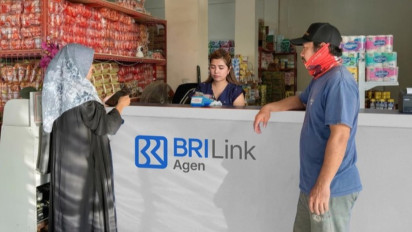 Perkuat Ekonomi Kerakyatan, BRILink Agen "Rieche Endah" Bantu Permudah Transaksi Perbankan Warga hingga Ciptakan Peluang Usaha di Sumbawa