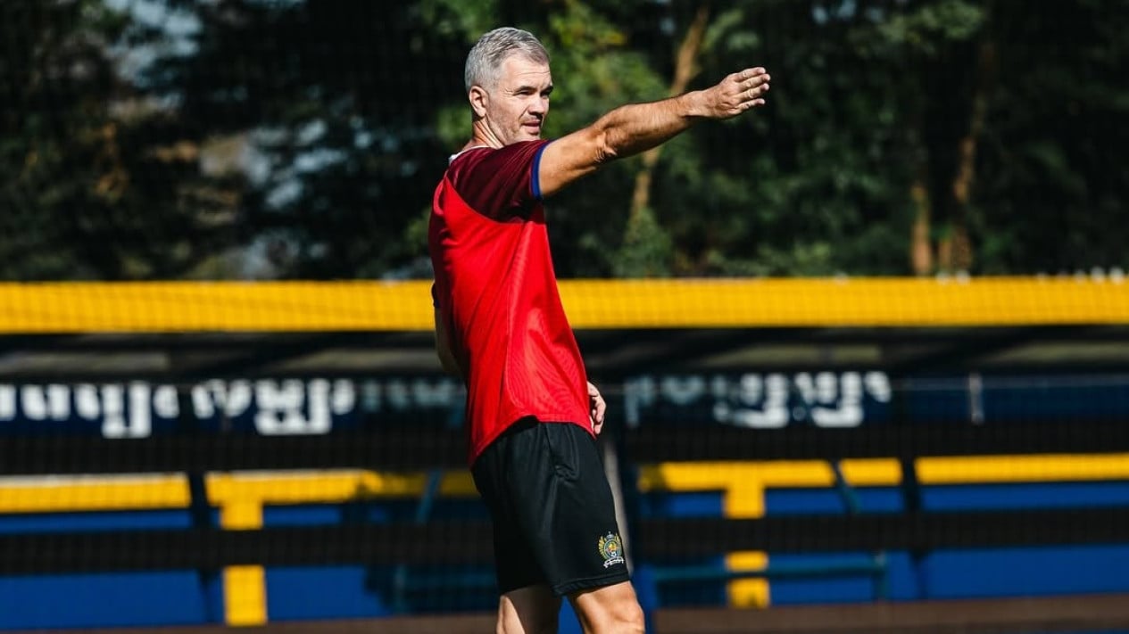 Profil Andrej Kostolansky, Pelatih Kiper Timnas Indonesia Era John Herdman yang Berpengalaman di Negara-negara Asia
            - galeri foto