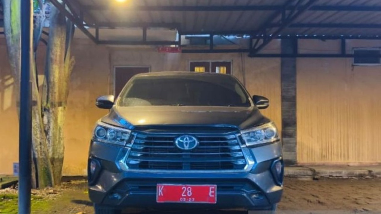 Pengakuan Pejabat Pemda Blora Pakai Mobil Dinas untuk Lebaran: Saya Tahu Ada Surat dari KPK Itu
            - galeri foto