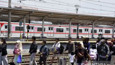 H+2 Lebaran, 236 Ribu Penumpang Padati KRL Jabodetabek, Stasiun Bogor Paling Ramai