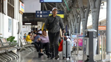 Arus Balik Padat Merayap, Penumpang Kereta Menuju Jakarta Tembus 52 Ribu per Hari