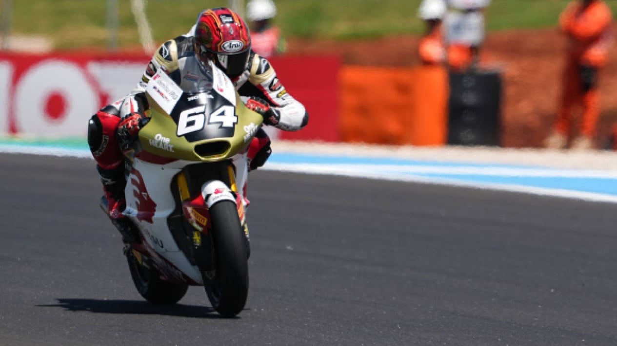 Berhasil Raih Poin Pertamanya di Moto2 2026, MArio Aji Langsung Fokus Persiapkan GP Amerika Serikat Akhir Pekan Ini
            - galeri foto