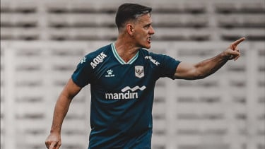 Bisik-bisik John Herdman ke Suporter Garuda di Australia: Ajak Luke Vickery Gabung Timnas Indonesia