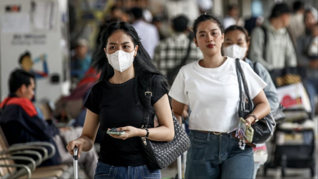 Sebanyak 52.937 Pemudik Tiba di Jakarta Melalui Stasiun Pasar Senen hingga Gambir
            - galeri foto