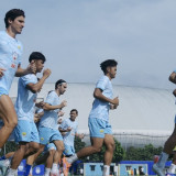 Tak Dipanggil Timnas Indonesia, Thom Haye Hilang dari Latihan Perdana Persib Bandung