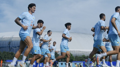 Tak Dipanggil Timnas Indonesia, Thom Haye Hilang dari Latihan Perdana Persib Bandung