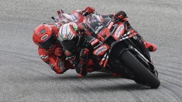 Lagi-lagi Diasapi Aprilia, Marc Marquez Sebut Kemenangan Marco Bezzecchi di MotoGP Brasil 2026 Bukan Karena Motornya